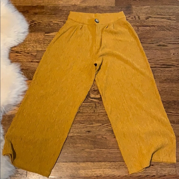 Pull and bear mustard culottes - Picture 2 of 5